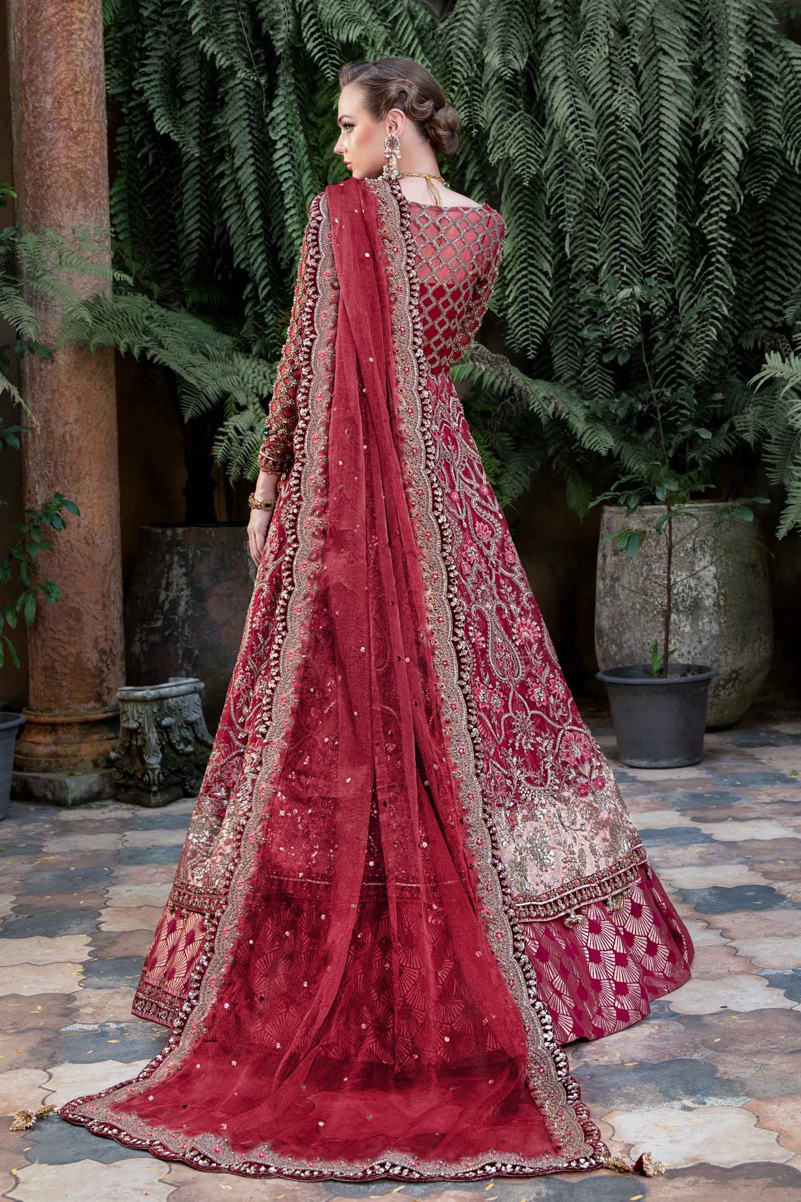 Maria B Navera Hand Embellished Organza Bridal Lehenga - Four-Sided Embroidered Dupatta & Pallu Border | IQNAZ