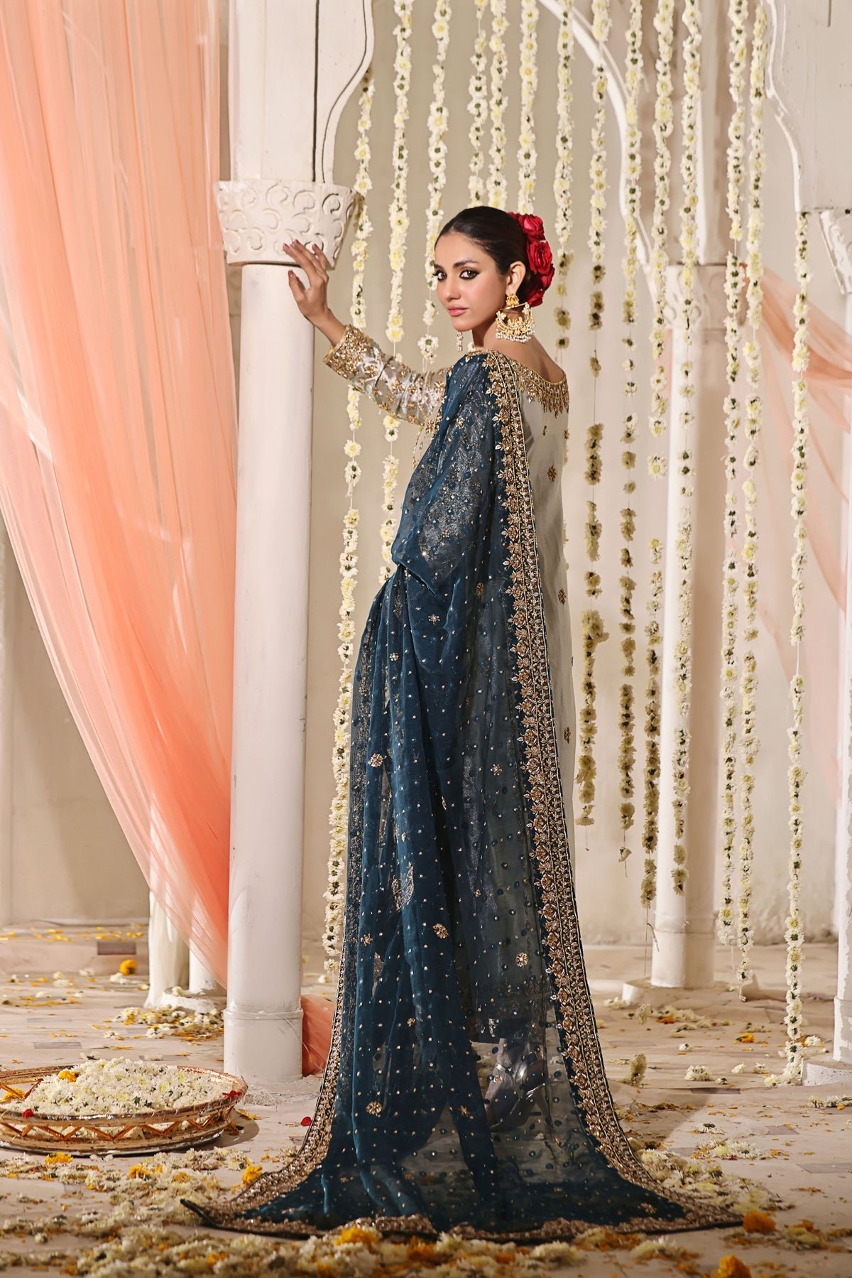 Haris Shakeel Embroidered Organza Party Wear Suit – Embroidery & Handwork Detail Haris Shakeel Embroidered Organza Party Wear Suit - Close-Up Hand Embellishment Tilla & Pearl Work | IQNAZ