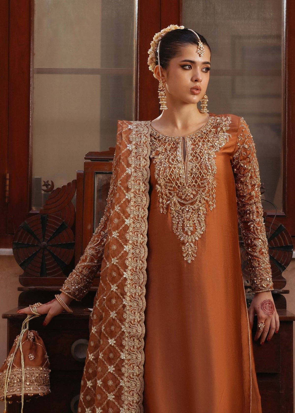 Kanwal Malik Zulekha Hand Embellished Organza Party Wear Suit - Close-Up Hand Embellishment Tilla & Pearl Work | IQNAZ