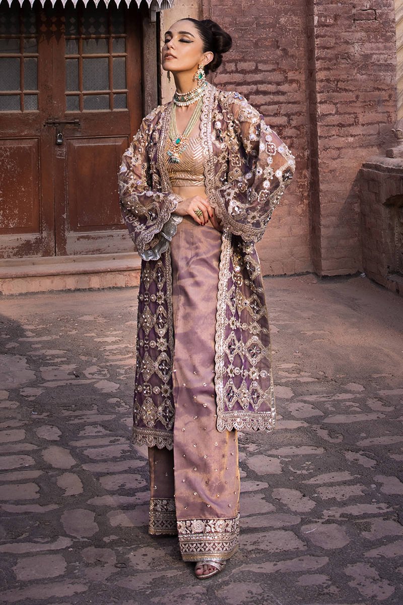 Mohsin Naveed Ranjha Talia Hand Embellished Organza Party Wear Suit – Photoshoot Angle 6 Mohsin Naveed Ranjha Talia Hand Embellished Organza Party Wear Suit - Designer Photoshoot Gallery Angle 6 | IQNAZ Couture