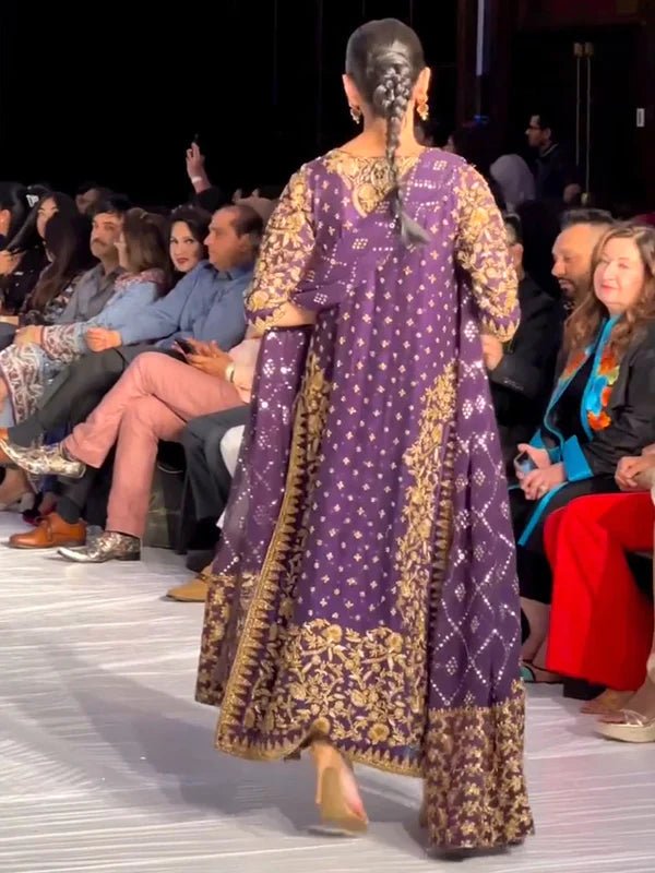 Haris Shakeel Hand Embellished Chiffon Party Wear Suit – Embroidery & Handwork Detail Haris Shakeel Hand Embellished Chiffon Party Wear Suit - Close-Up Hand Embellishment Tilla & Pearl Work | IQNAZ