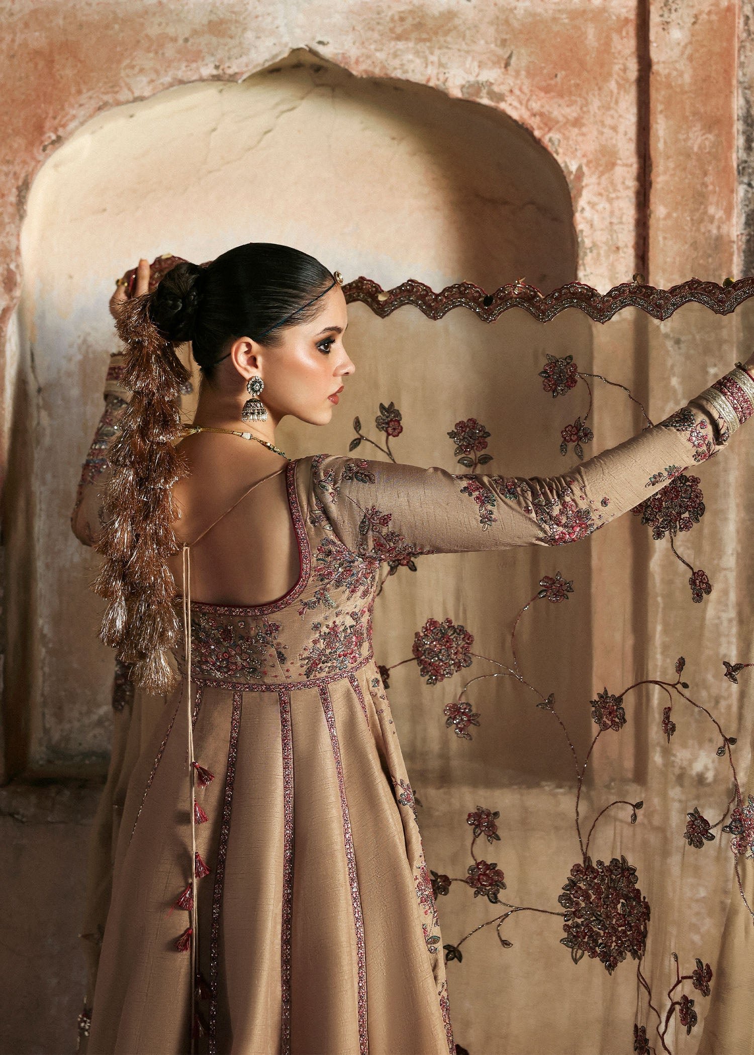 Hussain Rehar Hand Embellished Chiffon Party Wear Suit – Dupatta & Border Detailing Hussain Rehar Hand Embellished Chiffon Party Wear Suit - Four-Sided Embroidered Dupatta & Pallu Border | IQNAZ