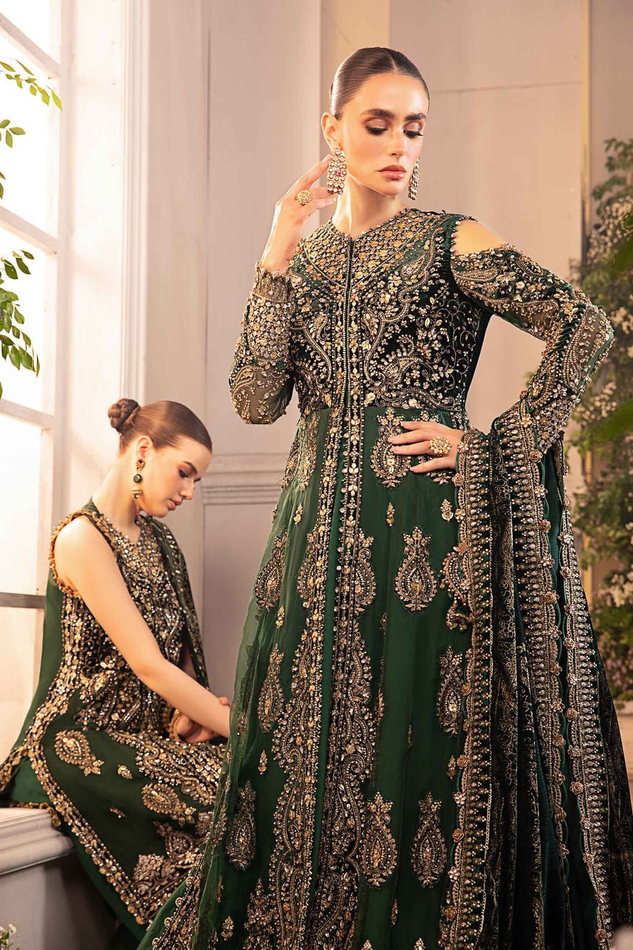 Maria B BD-2904 Hand Embellished Organza Party Wear Suit - Close-Up Hand Embellishment Tilla & Pearl Work | IQNAZ