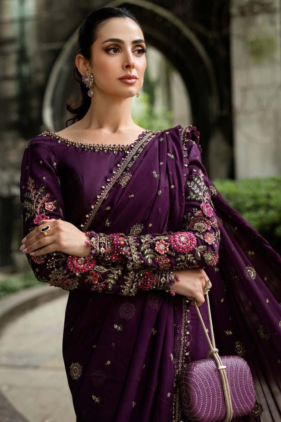 Maria B Embroidered Chiffon Saree – Back View & Silhouette Maria B Embroidered Chiffon Saree - Embroidered Back & Daman Silhouette Detailing | IQNAZ