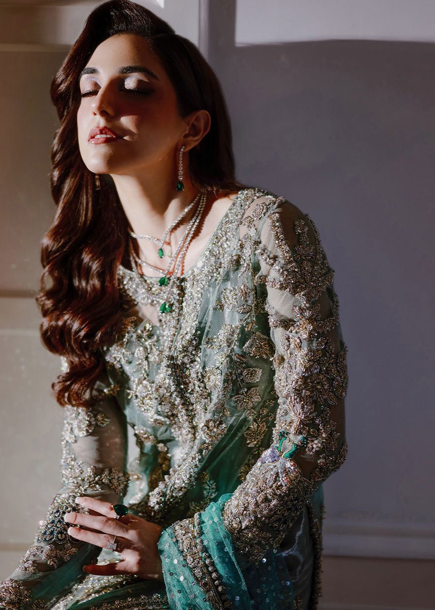 Maria B Ferozeah Embroidered Organza Party Wear Suit – Embroidery & Handwork Detail Maria B Ferozeah Embroidered Organza Party Wear Suit - Close-Up Hand Embellishment Tilla & Pearl Work | IQNAZ