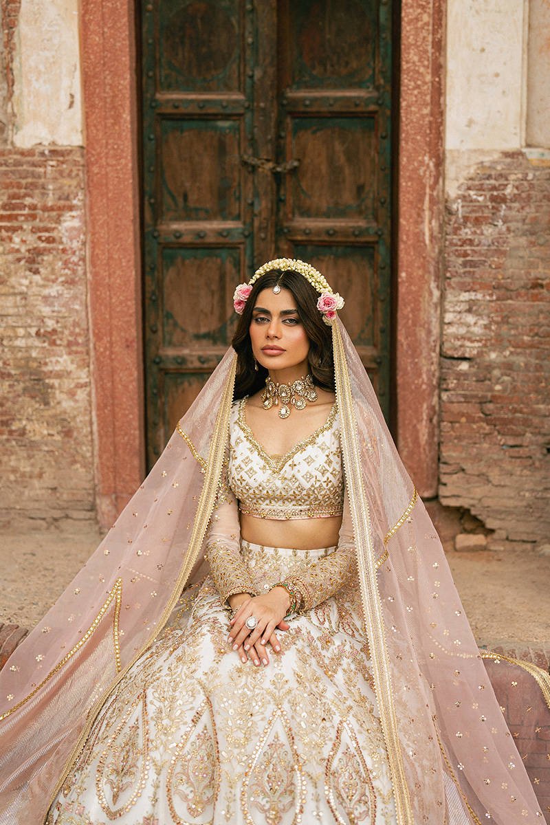 Mohsin Naveed Ranjha Kohinoor Hand Embellished Organza Party Wear Suit – Trouser & Bottom Fabric Mohsin Naveed Ranjha Kohinoor Hand Embellished Organza Party Wear Suit - Matching Bottom & Trouser Fabric Details | IQNAZ