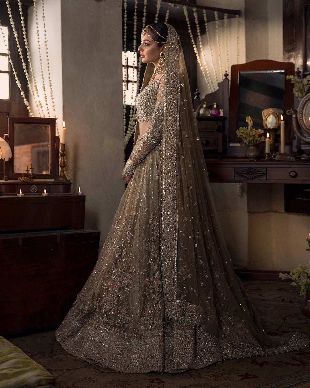 Haris Shakeel Mah Hand Embellished Organza Party Wear Suit - Matching Bottom & Trouser Fabric Details | IQNAZ