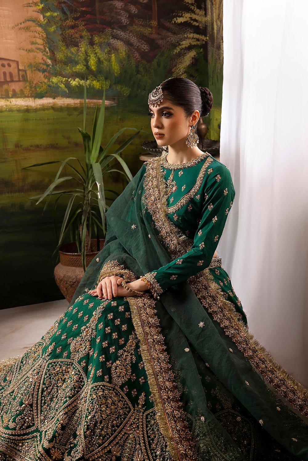 Faiza Saqlain Nuriyaa Kiara Hand Embellished Organza Party Wear Suit – Trouser & Bottom Fabric Faiza Saqlain Nuriyaa Kiara Hand Embellished Organza Party Wear Suit - Matching Bottom & Trouser Fabric Details | IQNAZ
