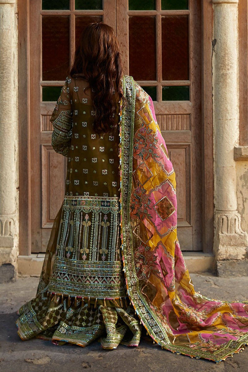Republic Womens Wear Viraas Embroidered Organza Party Wear Suit – Embroidery & Handwork Detail Republic Womens Wear Viraas Embroidered Organza Party Wear Suit - Close-Up Hand Embellishment Tilla & Pearl Work | IQNAZ