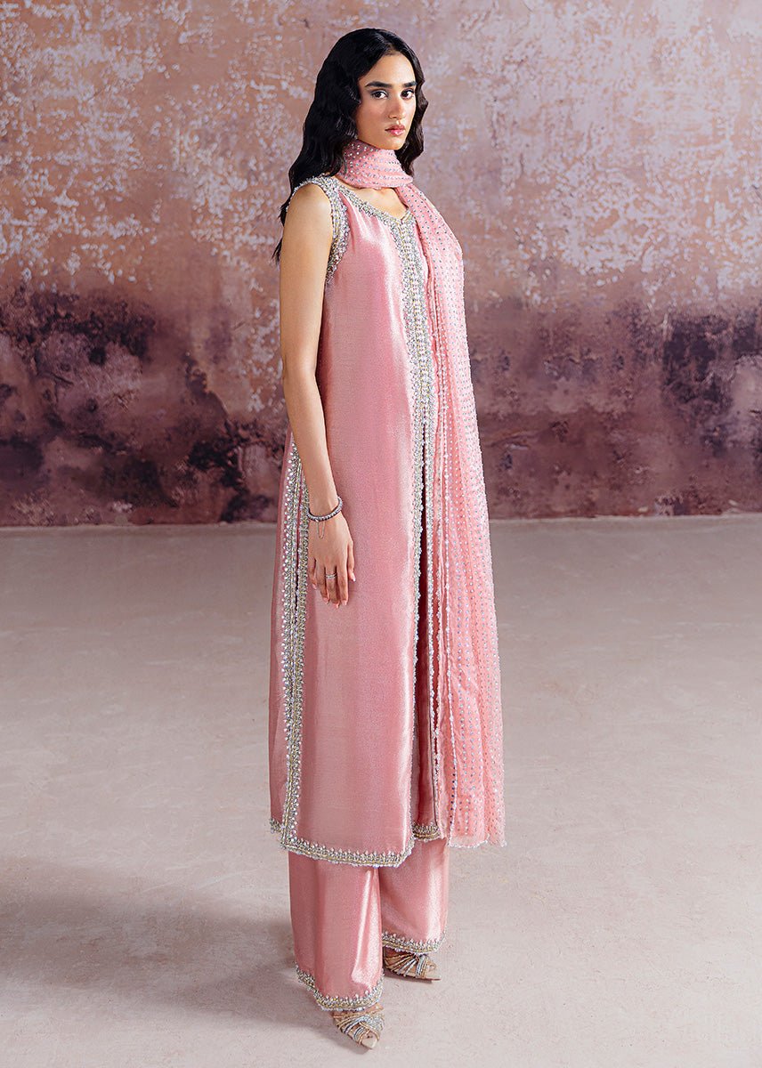 Sara Rohail Asghar Embroidered Organza Party Wear Suit – Embroidery & Handwork Detail Sara Rohail Asghar Embroidered Organza Party Wear Suit - Close-Up Hand Embellishment Tilla & Pearl Work | IQNAZ