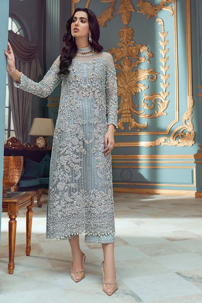Mushq Ela Hand Embellished Organza Party Wear Gharara – Embroidery & Handwork Detail Mushq Ela Hand Embellished Organza Party Wear Gharara - Close-Up Hand Embellishment Tilla & Pearl Work | IQNAZ