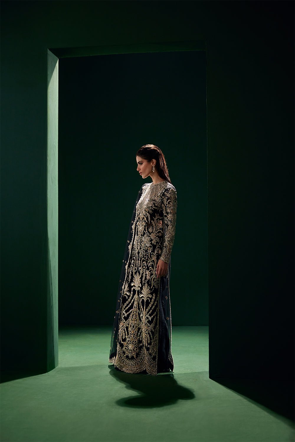 Soraya Eclat Embroidered Net Party Wear Suit - Close-Up Hand Embellishment Tilla & Pearl Work | IQNAZ