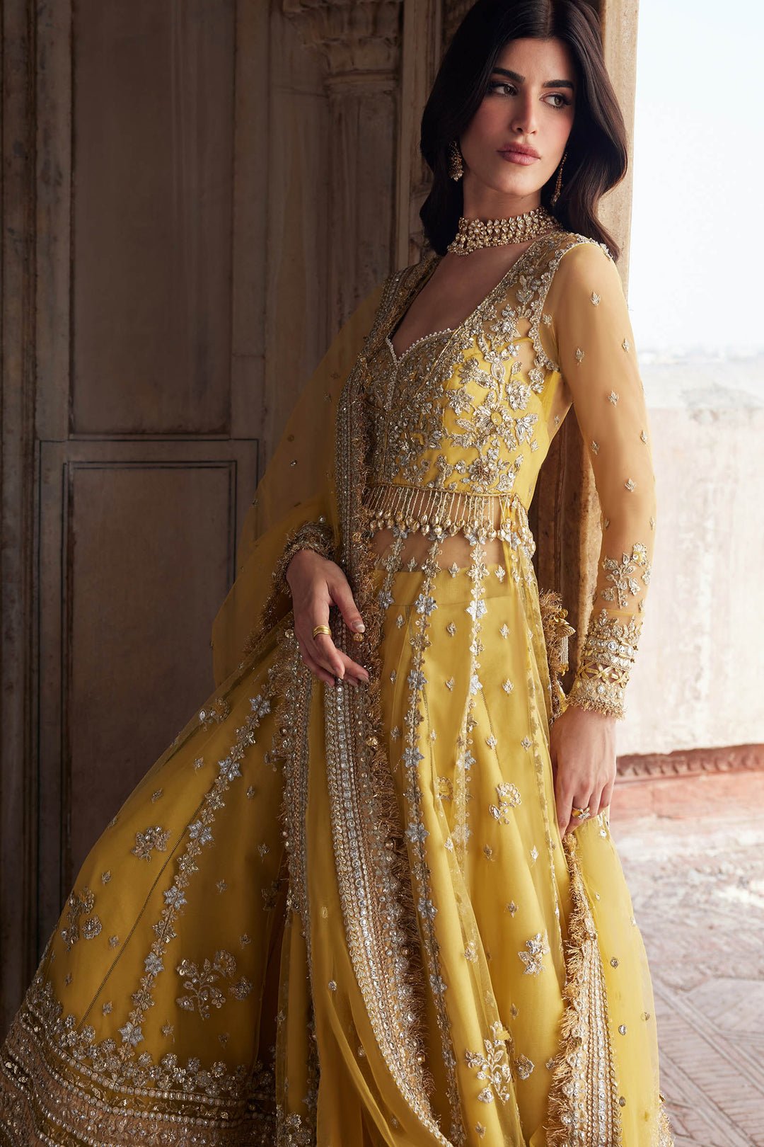 Zaha Surajmukhi Hand Embellished Raw Silk Bridal Lehenga – Dupatta & Border Detailing Zaha Surajmukhi Hand Embellished Raw Silk Bridal Lehenga - Four-Sided Embroidered Dupatta & Pallu Border | IQNAZ