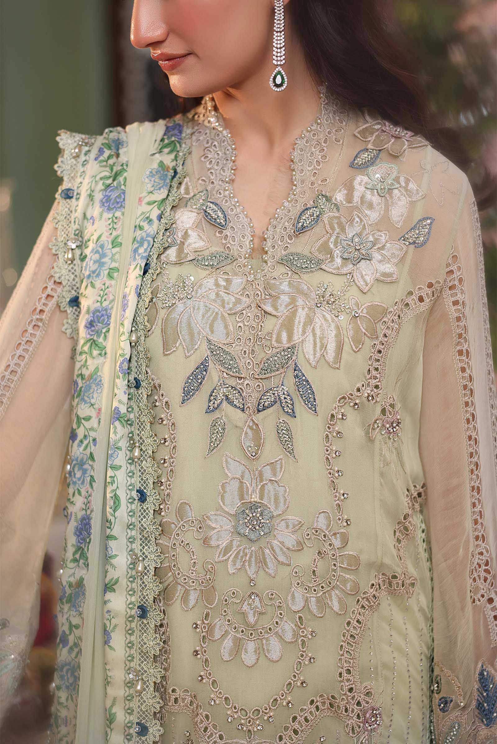 Maria B Embroidered Chiffon Party Wear Suit – Embroidery & Handwork Detail Maria B Embroidered Chiffon Party Wear Suit - Close-Up Hand Embellishment Tilla & Pearl Work | IQNAZ