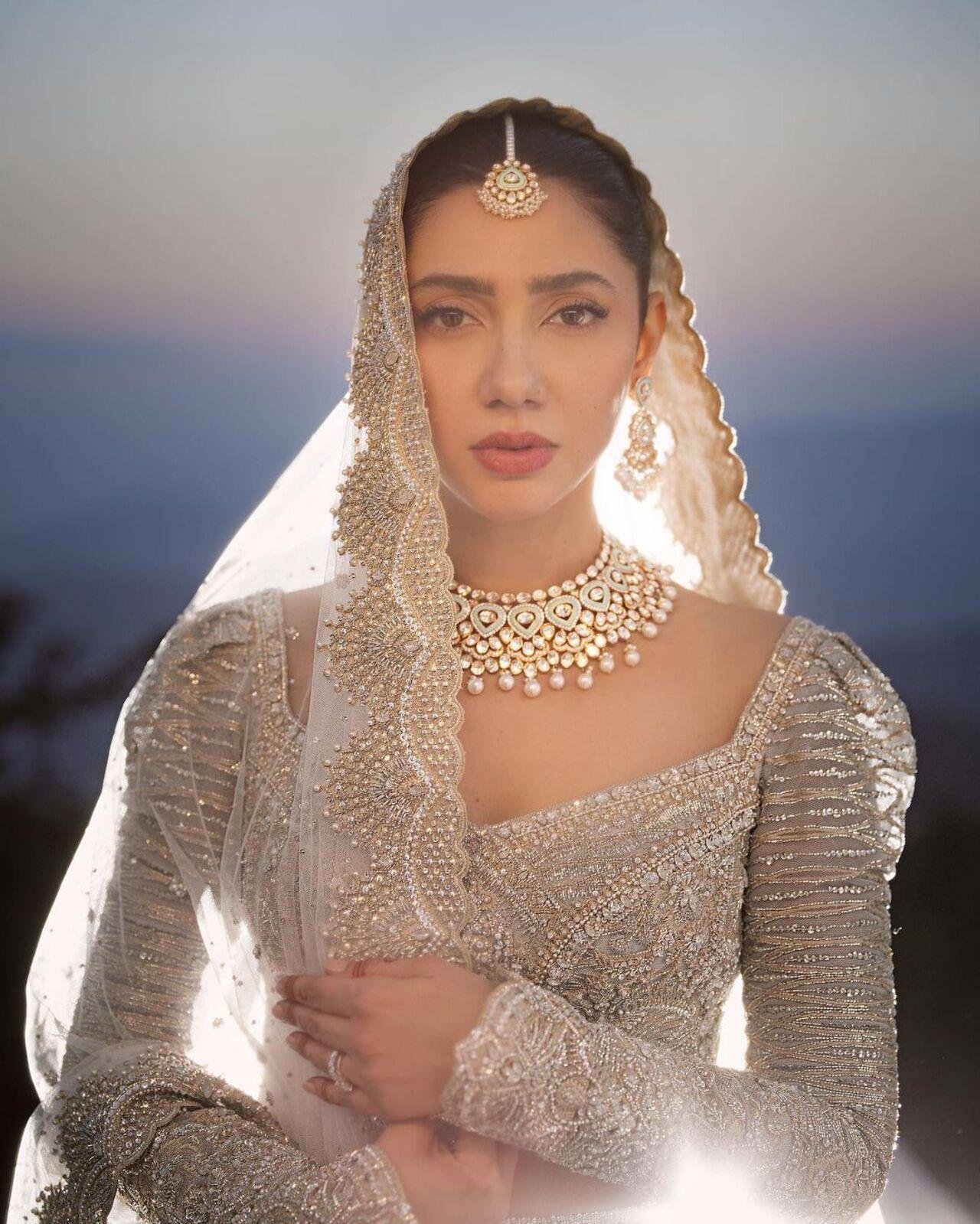 Faraz Manan Hand Embellished Organza Party Wear Suit - Embroidered Back & Daman Silhouette Detailing | IQNAZ