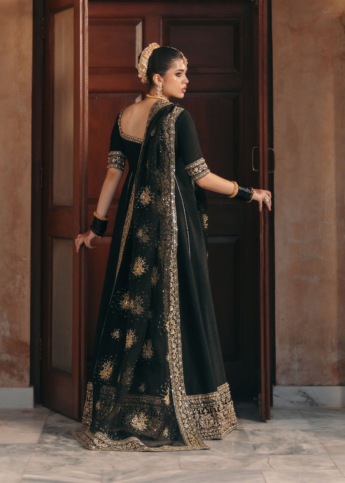 Kanwal Malik Kajal Hand Embellished Organza Party Wear Suit - Matching Bottom & Trouser Fabric Details | IQNAZ