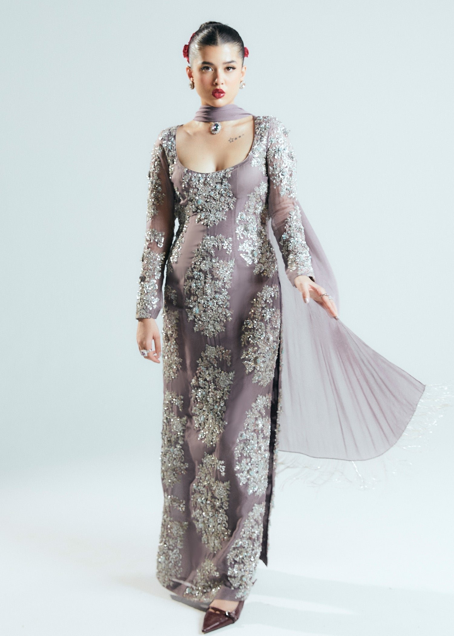 Hussain Rehar Mystic Embroidered Organza Party Wear Suit – Model Front View Hussain Rehar Mystic Embroidered Organza Party Wear Suit - Model Front Look | Pakistani Designer Replica Wholesale | IQNAZ