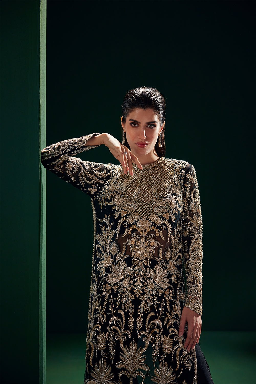 Soraya Eclat Embroidered Net Party Wear Suit - Four-Sided Embroidered Dupatta & Pallu Border | IQNAZ