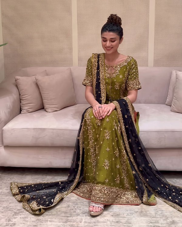 Zeeshan Danish Embroidered Silk Party Wear Suit – Back View & Silhouette Zeeshan Danish Embroidered Silk Party Wear Suit - Embroidered Back & Daman Silhouette Detailing | IQNAZ